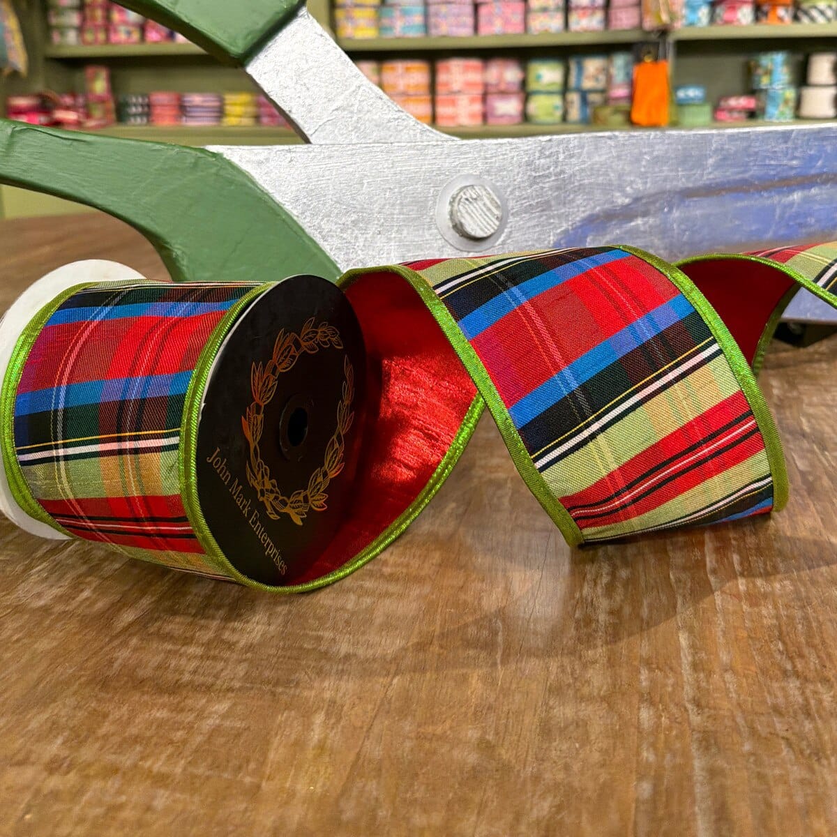 John Mark Ribbon - 4"x10yd - Stripe Metallic Dupion Red/Green Metallic Piping John Mark JME-WN25-067-RED-4