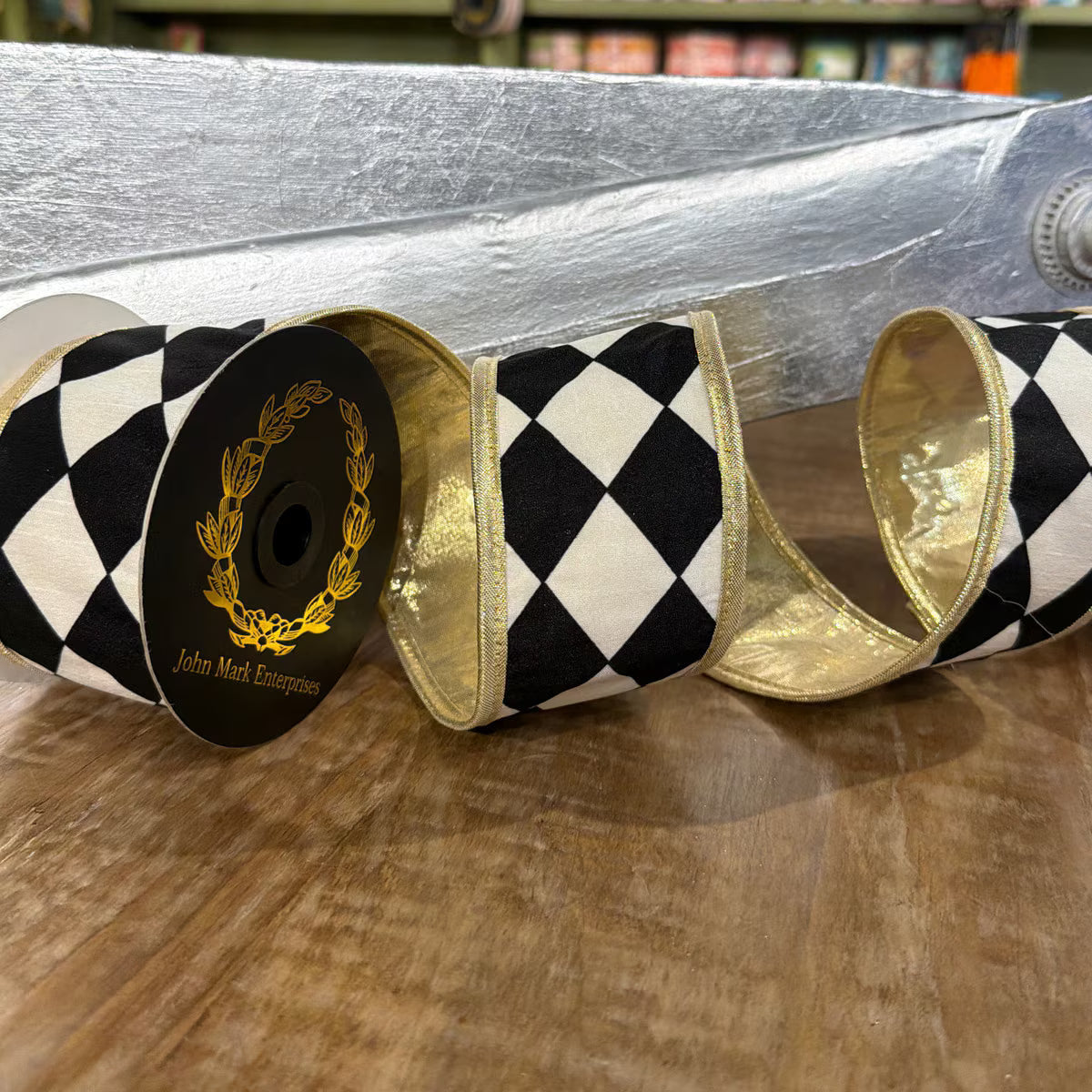 Harlequin Print Fused Metallic Dupion Piping Black-2.5 X 5YD John Mark JME-WN25-030-BLK-2.5