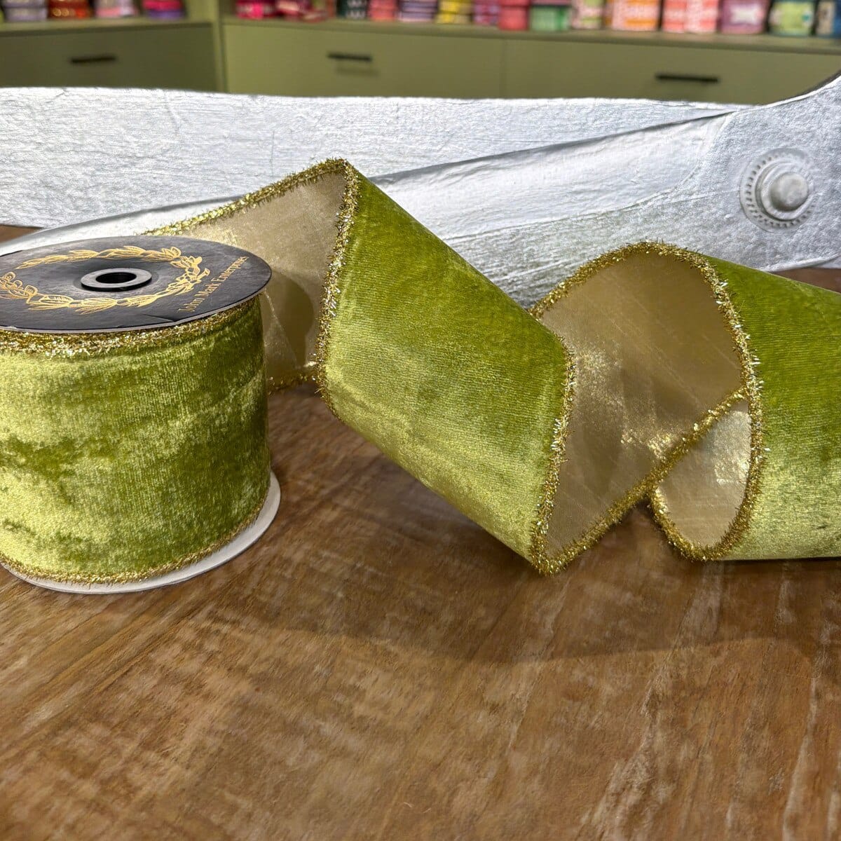 John Mark Ribbon - 4"x10yd - Velvet Metallic Dupion DBL Fused Tinsel Edge Apple John Mark JME-WN25-063-APPLE-4