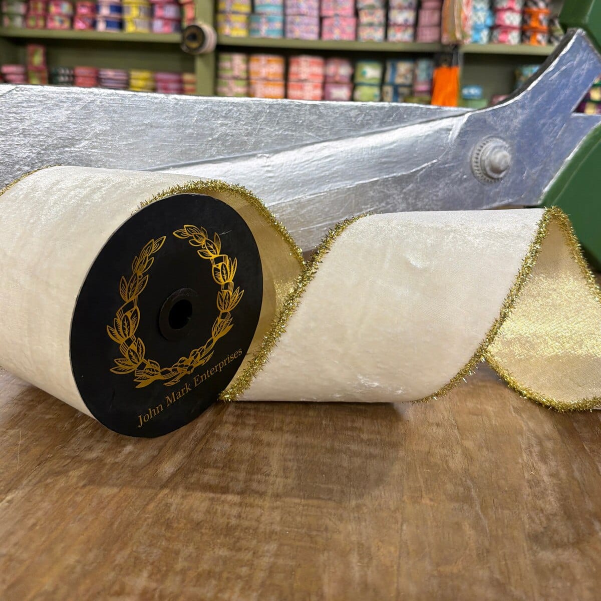 John Mark Ribbon -Velvet Metallic Dupion DBL Fused Tinsel Edge White-4x10yd John Mark JME-WN25-063-W-4
