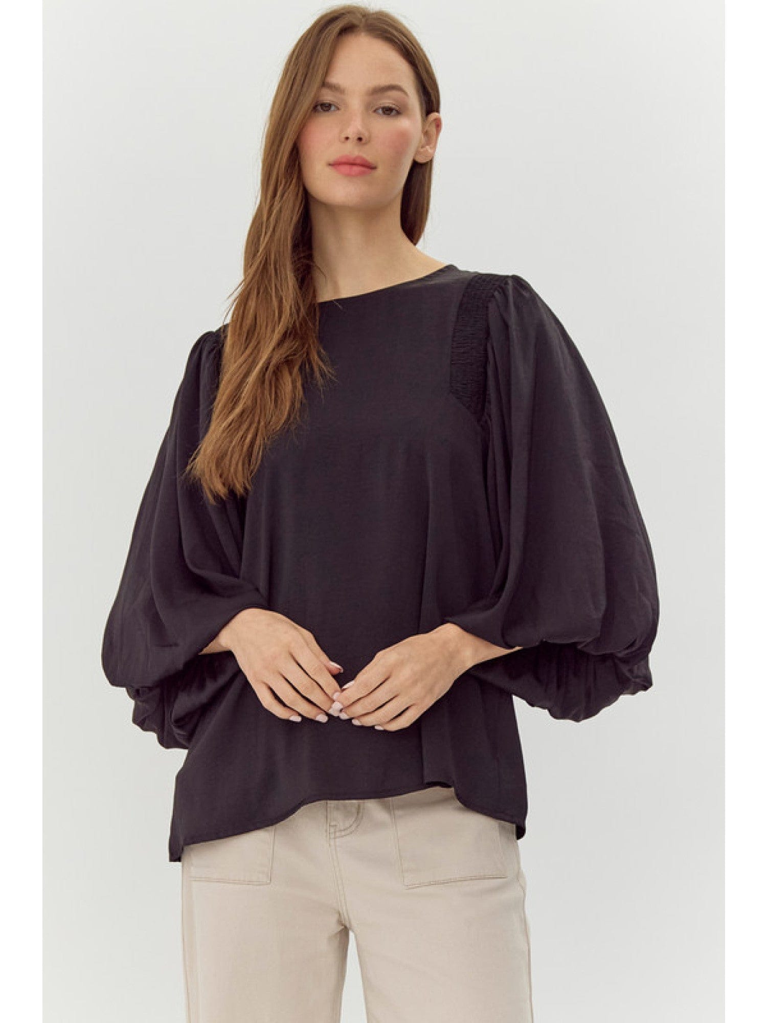 Solid top with U-neck JODIFL